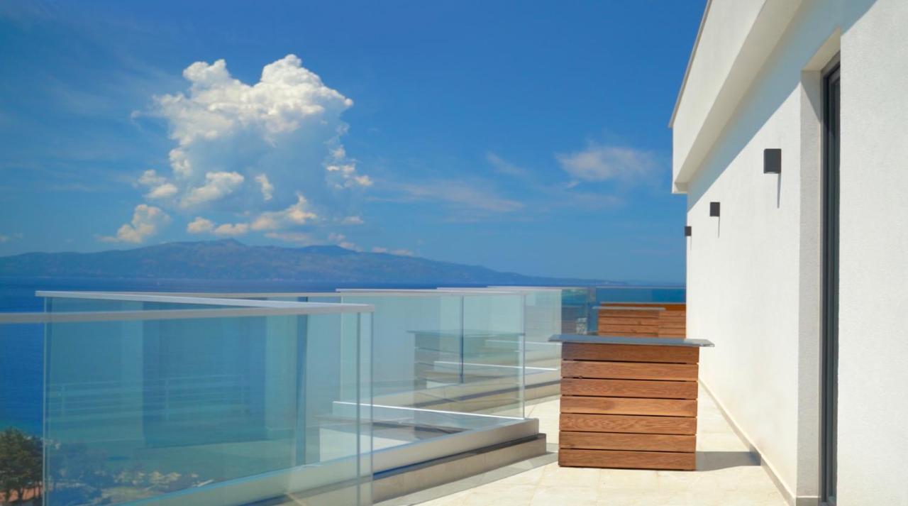 Dorchester Hotel Sarandë Eksteriør billede