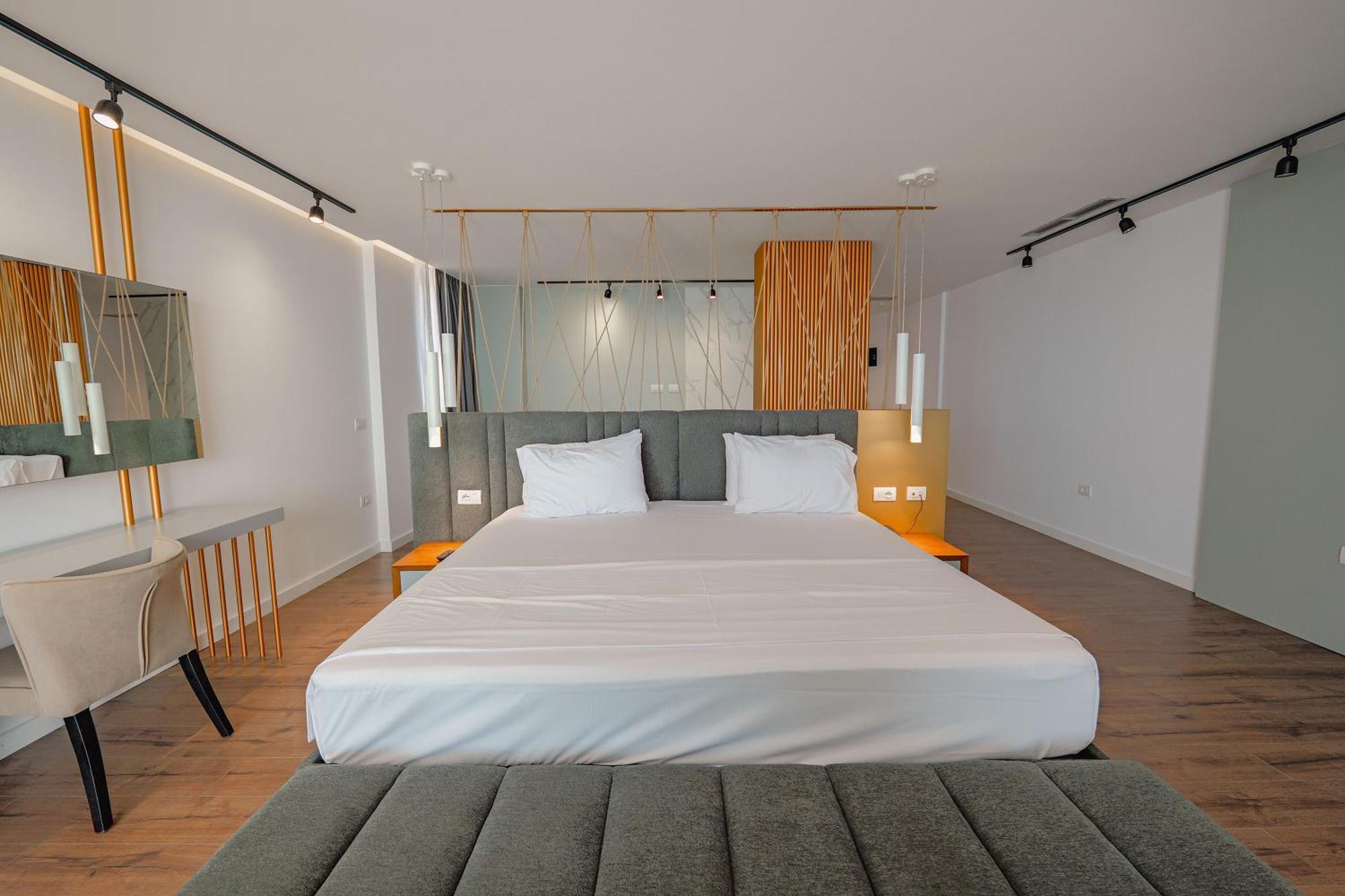 Dorchester Hotel Sarandë Eksteriør billede